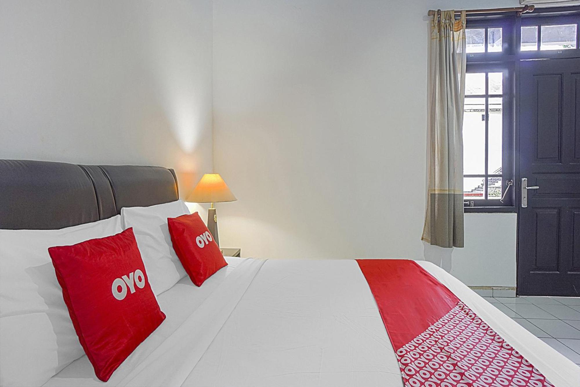 Oyo Life 90589 Palem Garden Hotel 图隆阿贡 外观 照片